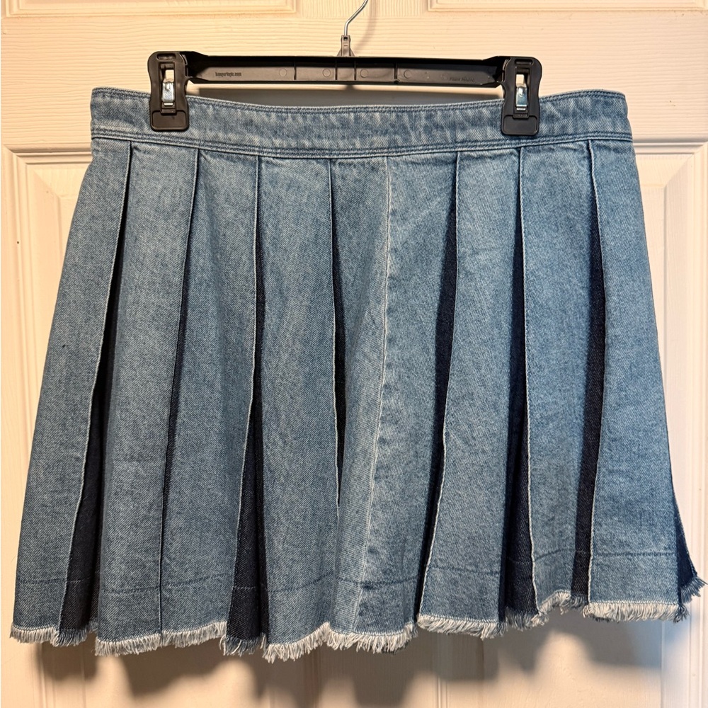 GAP Blue Denim Pleated Mini Skirt